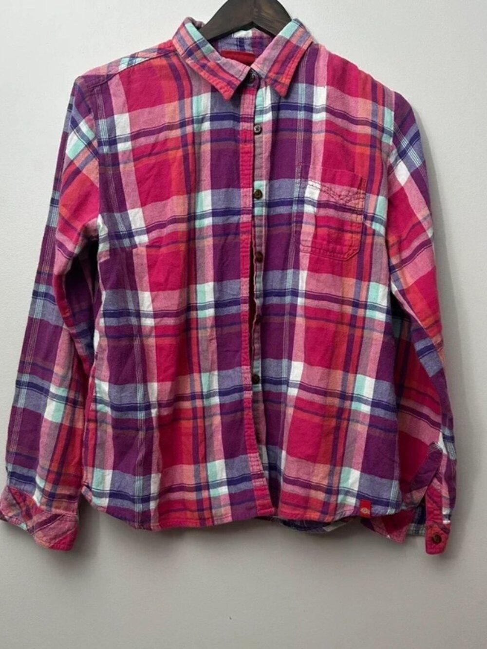 Dickies Women’s Plaid Flannel Button-Up Shirt – Size L – Pink Purple & Red